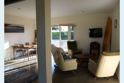 Longitude Apartment - Modern & Retro