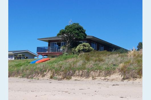 Matapouri Beachfront