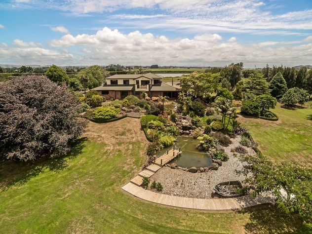 PRISTINE 10 ACRE WATERFRONT PROPERTY + UNIT - ...