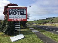 Convenient Paeroa Racecourse Motel FHGC.