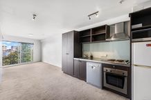 Freehold Two bedroom & Carpark selling under CV