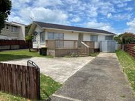 Three bedroom house in Top School zone