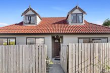 CHEAPEST STAND ALONE HOUSE IN DEVONPORT - BOOK...