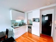 FURNISHED One Bedroom in the Harbour Oaks on L...