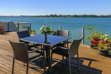Avenues - Waterfront Townhouse